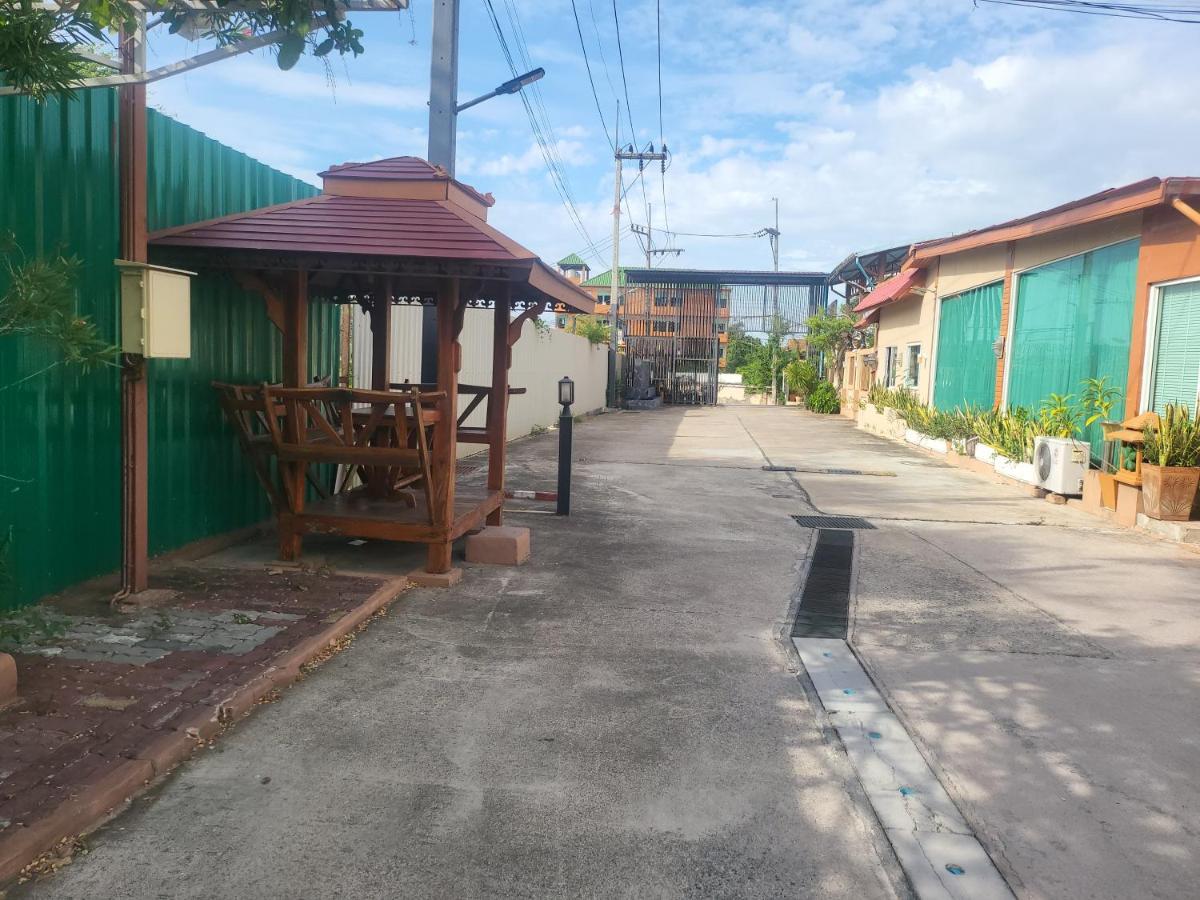 Ekaluk Place Inn باتايا المظهر الخارجي الصورة